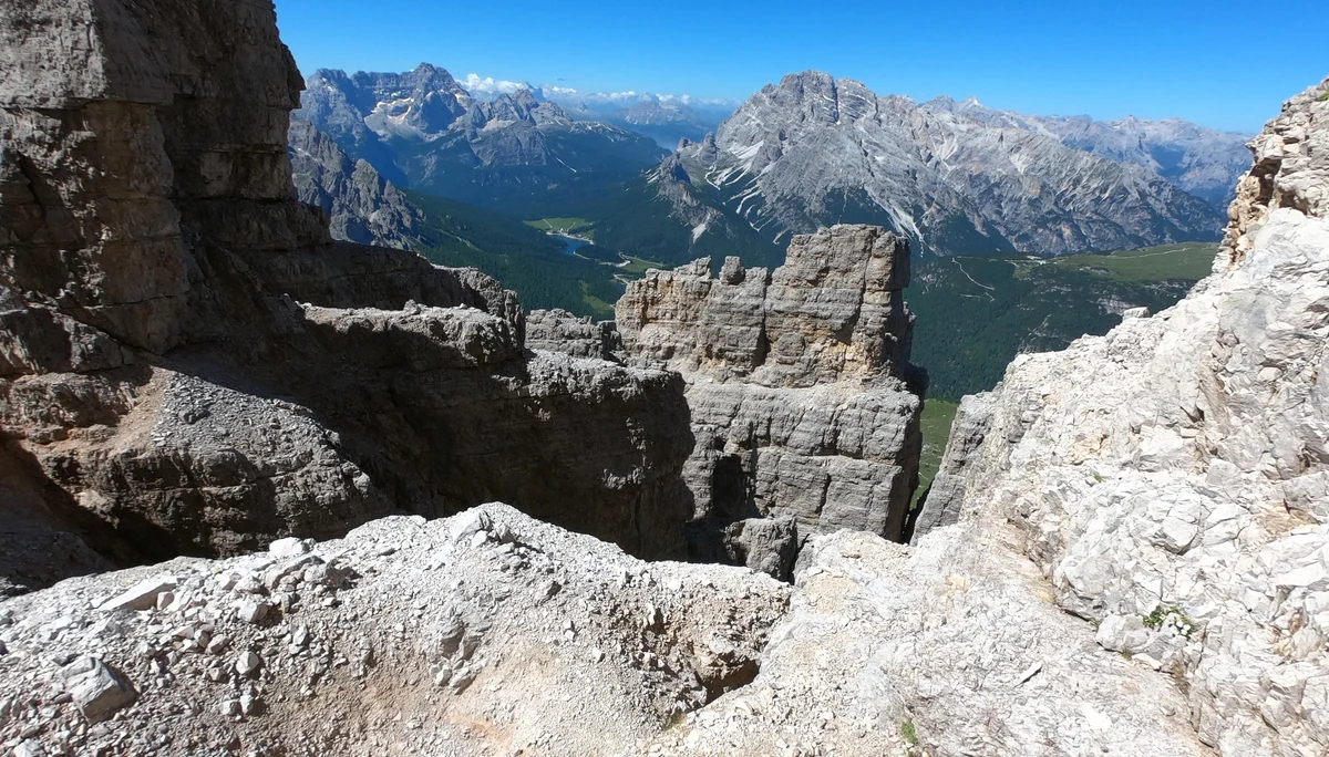 © Oliver Knorre / Monte Sorapis, Misurina See, Monte Cristallo (v.l.n.r.)