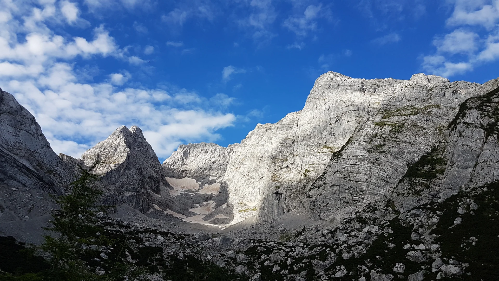 © Blaueisspitze Hochkalter und Rotpalfen / Sandra Schürmann