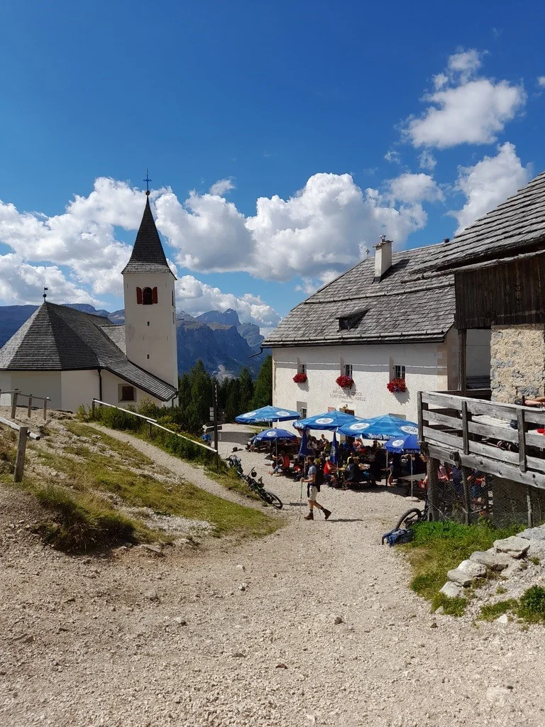 © Heilig Kreuz Kirche und Schutzhaus Heilgkreuz / UlrikeRömling