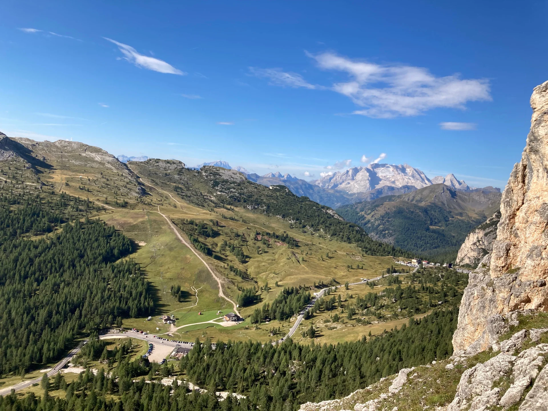 © Blick auf Falzaregopaß und Marmolada / Jutta Klöwer
