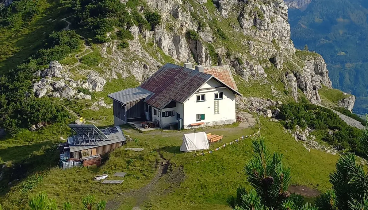 Admonter Haus und Admonter Warte (1804 m) | © Markus Mittasch