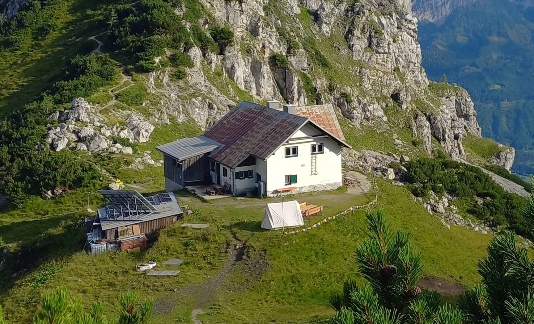 Admonter Haus und Admonter Warte (1804 m) | © Markus Mittasch