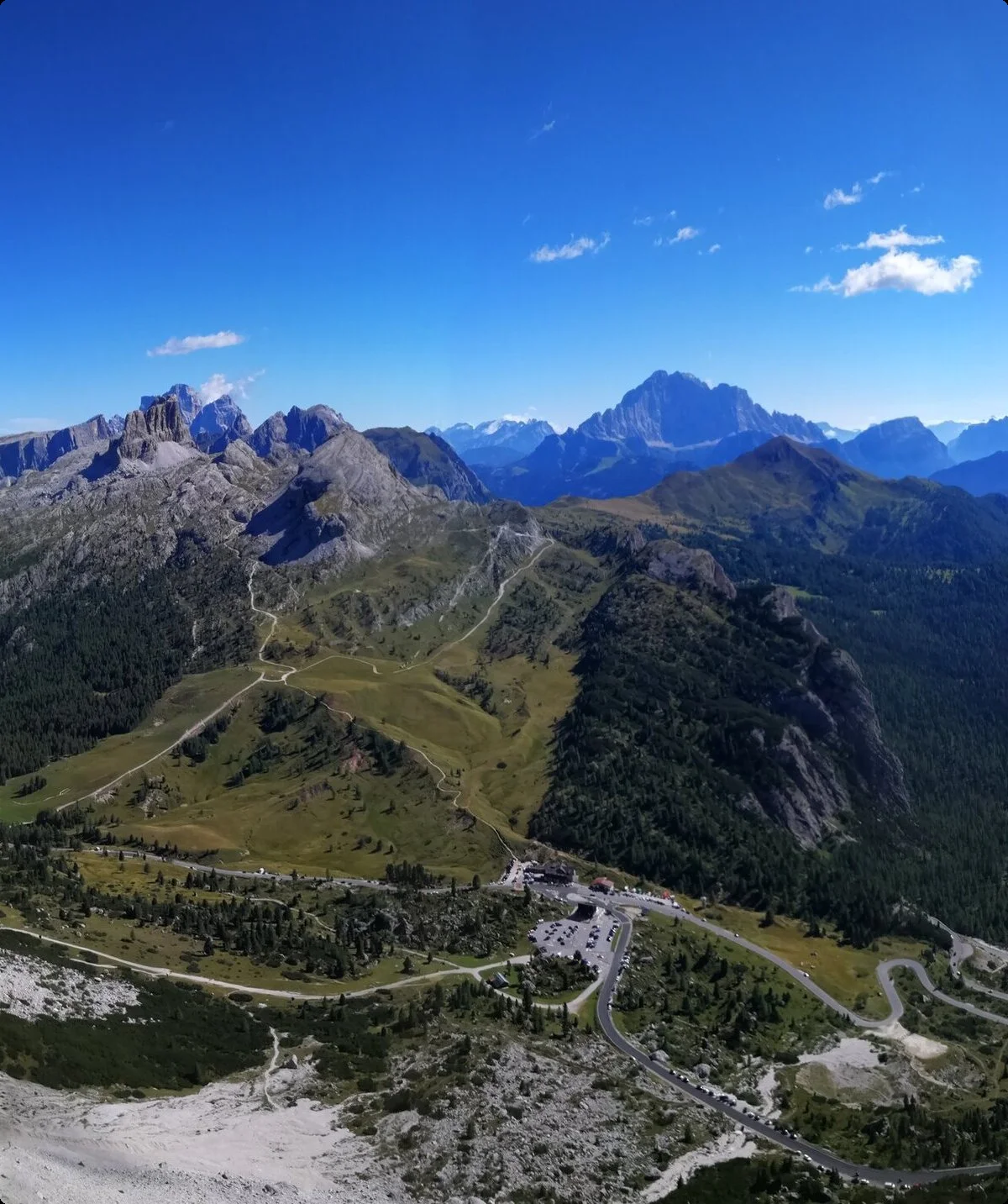 © Oliver Knorre / Blick auf den Falzaregopaß