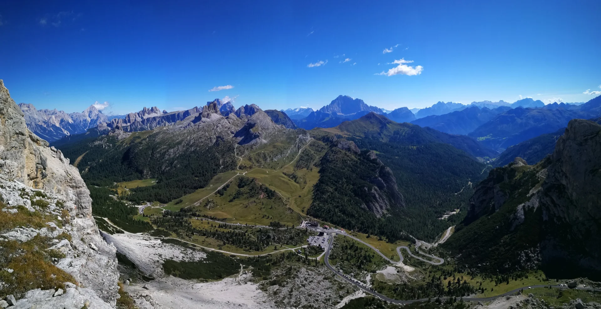 © Oliver Knorre / Blick auf den Falzaregopaß