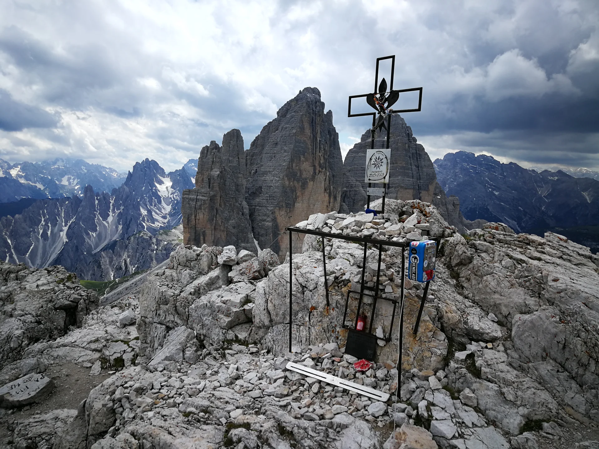 © Paternkofel Blick auf die Drei Zinnen / Oliver Knorre
