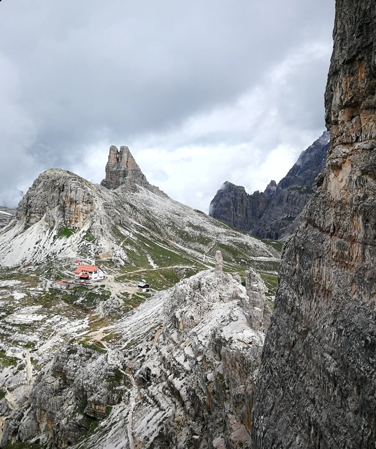© Dreizinnenhütte mit Toblinger Knoten / Oliver Knorre
