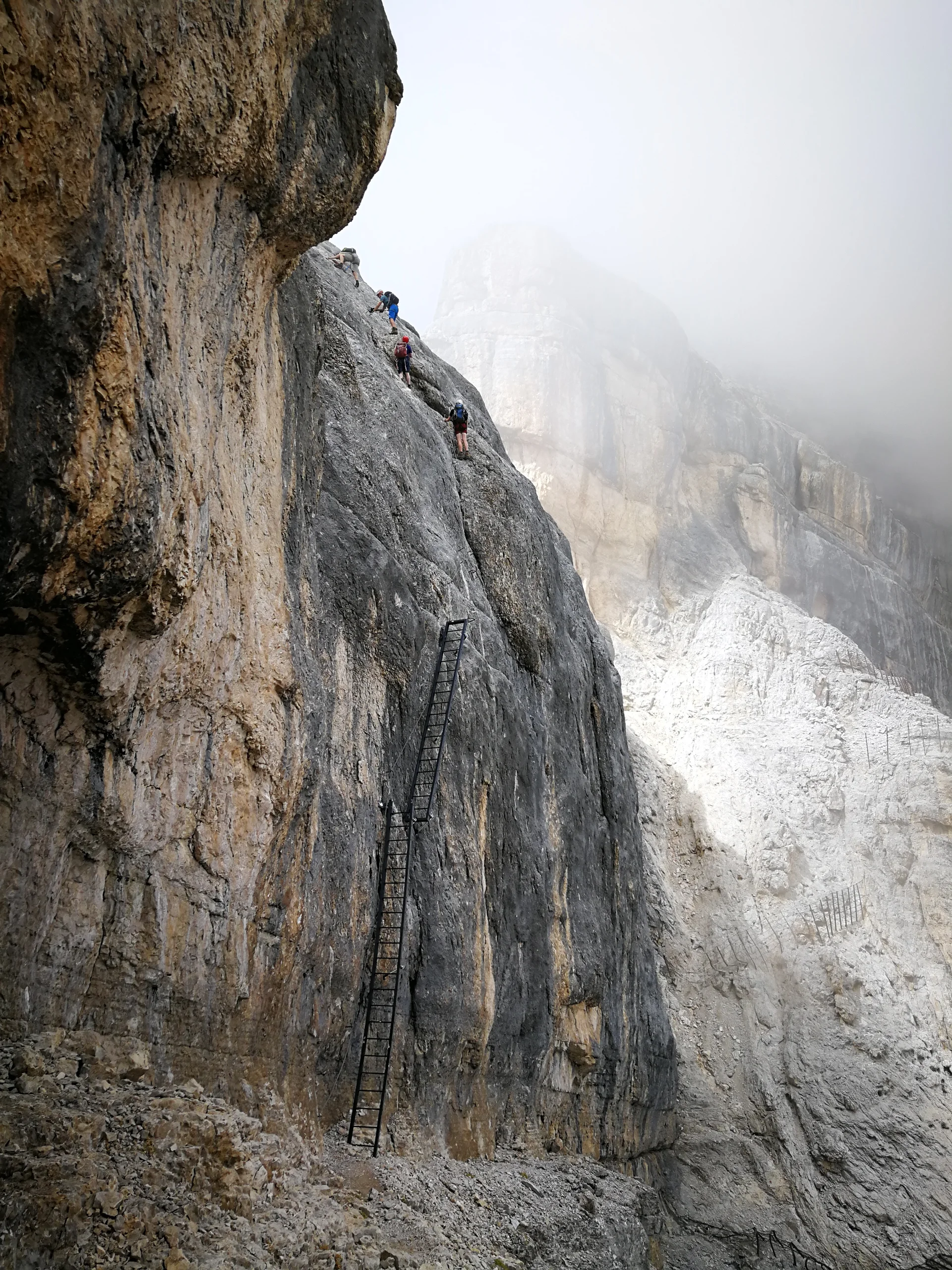 © Oliver Knore/ Via Ferrata Guiseppe Olivieri